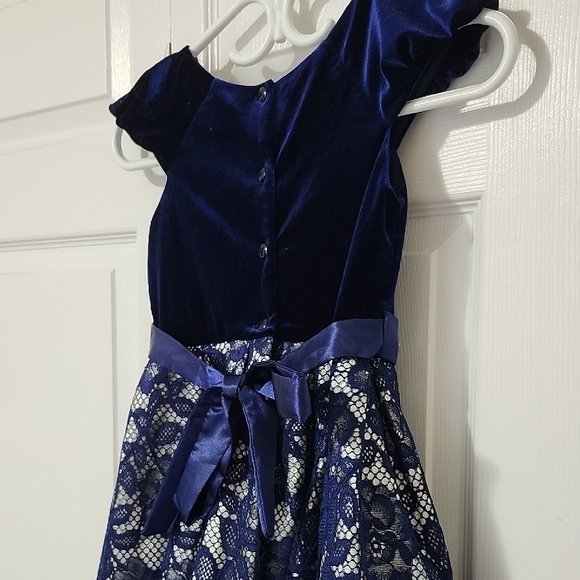 Jona Michelle Navy Velvet and Lace Kids Dress - Picture 4 of 6
